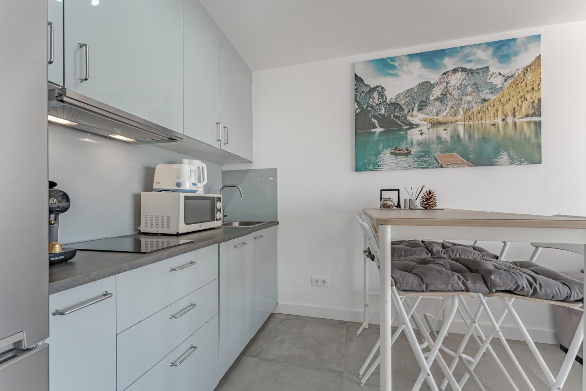 Ocean View Apartments In Park Royal I Адехе Екстериор снимка