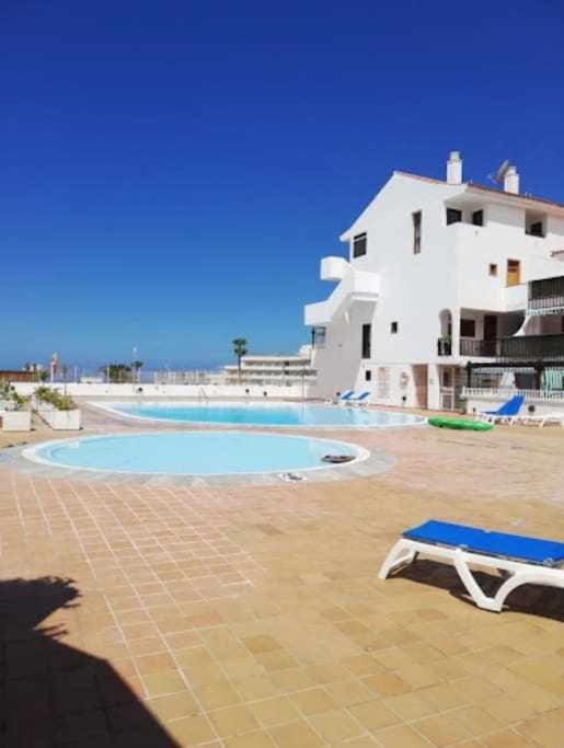 Ocean View Apartments In Park Royal I Адехе Екстериор снимка