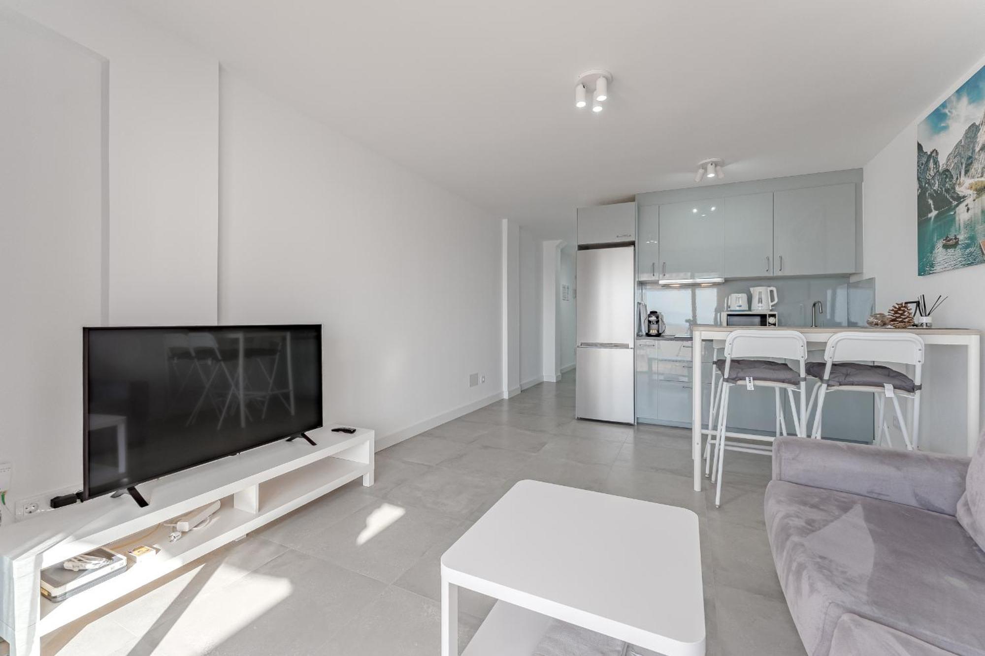 Ocean View Apartments In Park Royal I Адехе Екстериор снимка