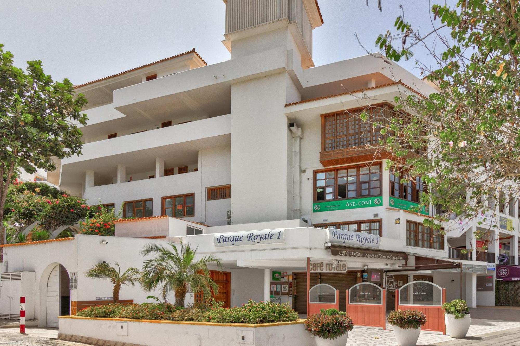 Ocean View Apartments In Park Royal I Адехе Екстериор снимка